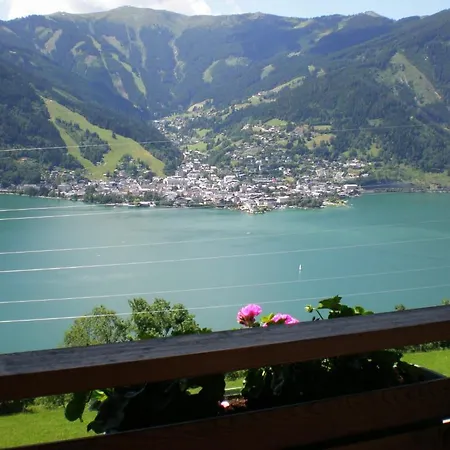 Kronawendthof Farm stay Zell am See